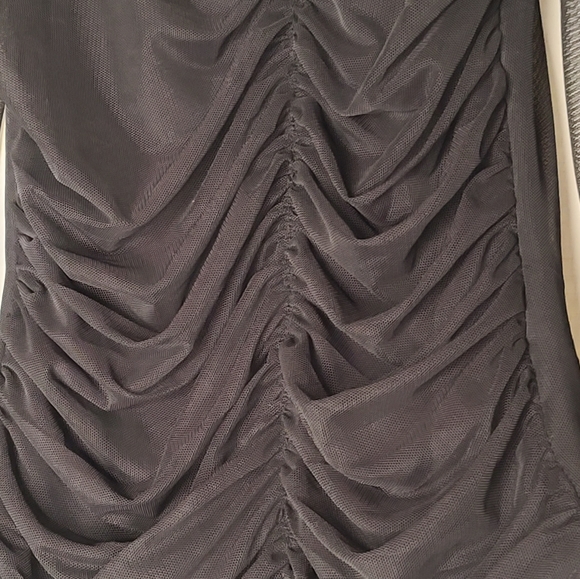 NWT - BLACK RUCHED BODYSUIT - JUNIOR'S LARGE - Picture 9 of 10